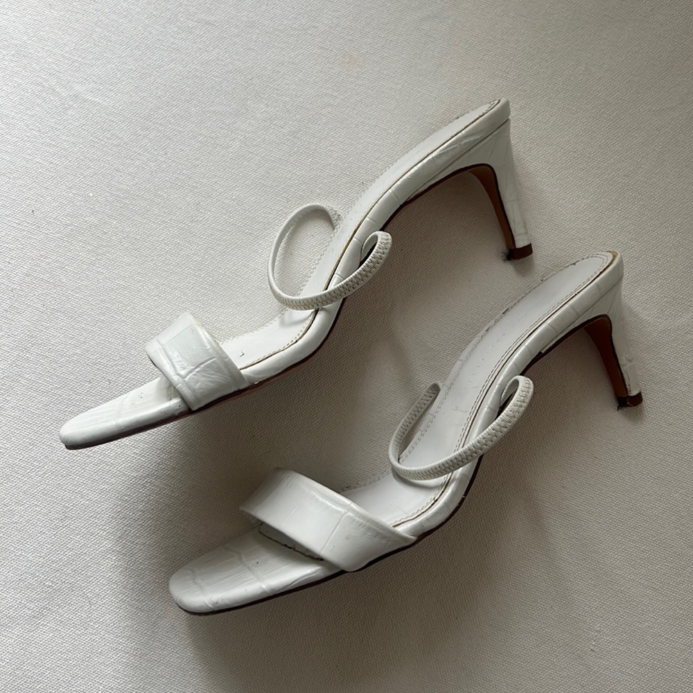 Zara Sandals (until 09/30)